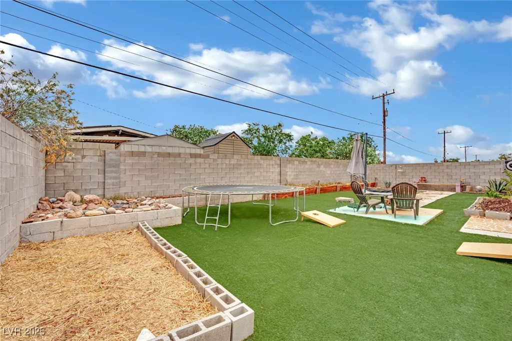 5512 Kettering, Las Vegas, NV 89107
