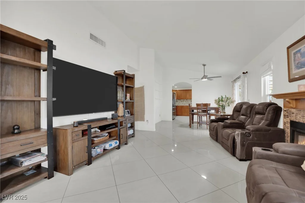 5512 Kettering, Las Vegas, NV 89107