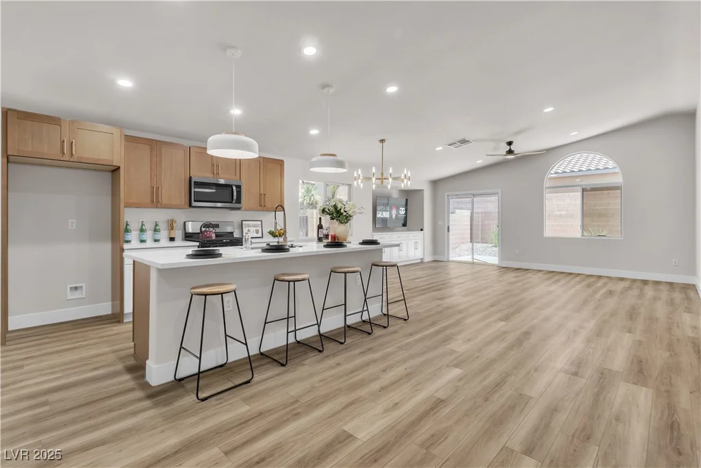 10886 Porto Foxi, Las Vegas, NV 89141