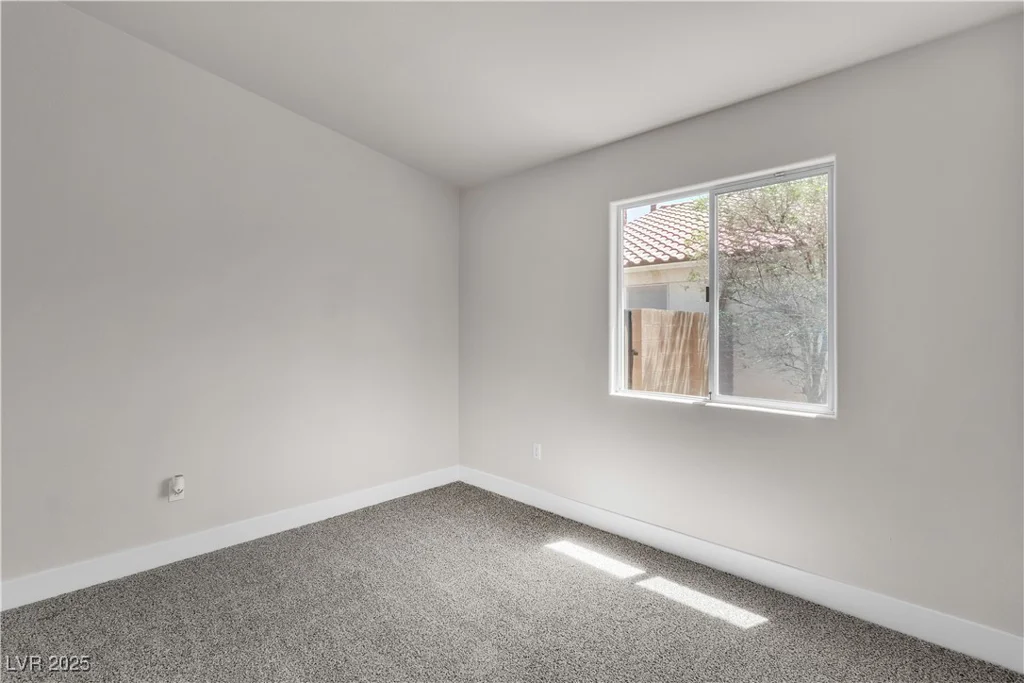 10886 Porto Foxi, Las Vegas, NV 89141