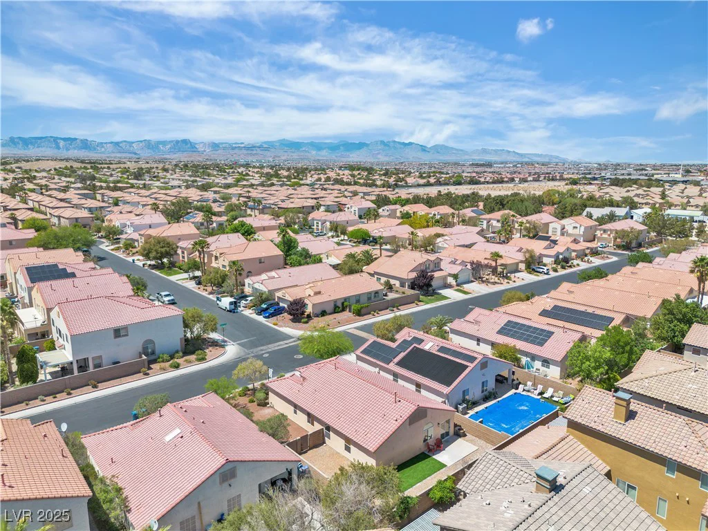 10886 Porto Foxi, Las Vegas, NV 89141