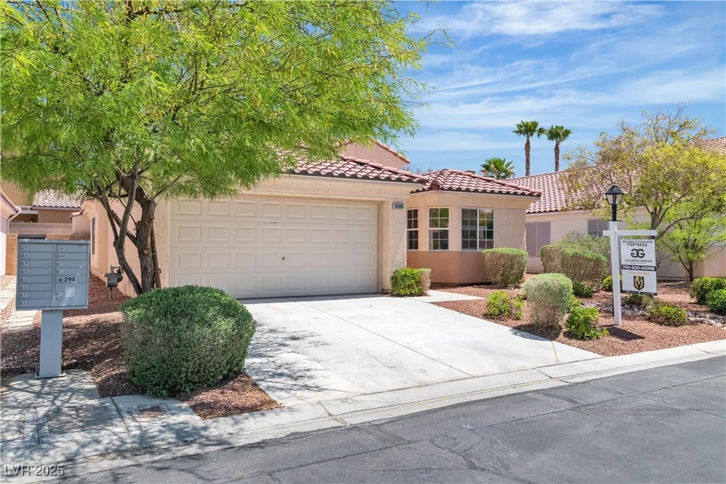 10886 Porto Foxi, Las Vegas, NV 89141
