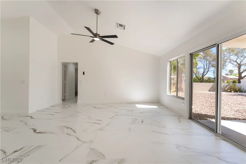 2520 Springridge, Las Vegas, NV 89134