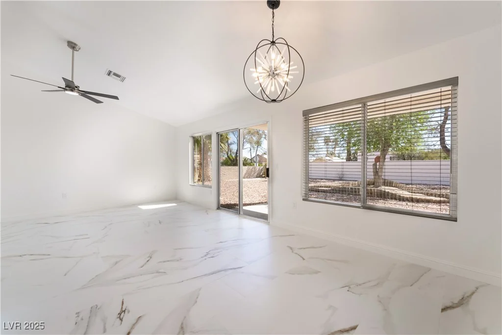 2520 Springridge, Las Vegas, NV 89134