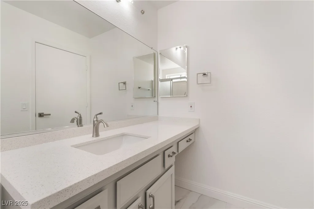 2520 Springridge, Las Vegas, NV 89134