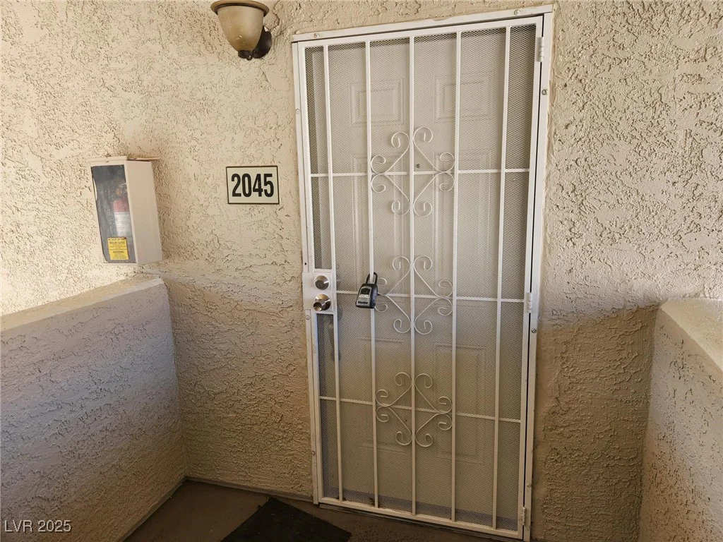 7300 Pirates Cove, Las Vegas, NV 89145
