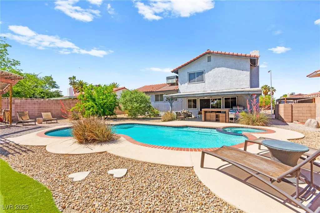 5361 Cabrito, Las Vegas, NV 89103