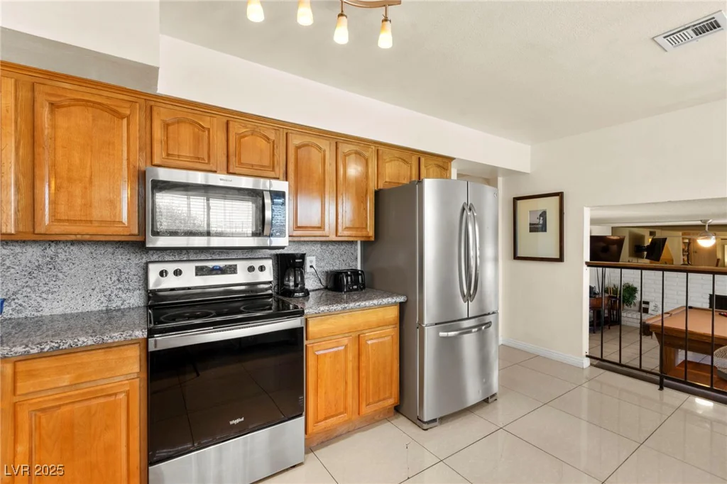 5361 Cabrito, Las Vegas, NV 89103