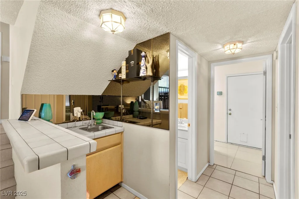 5361 Cabrito, Las Vegas, NV 89103