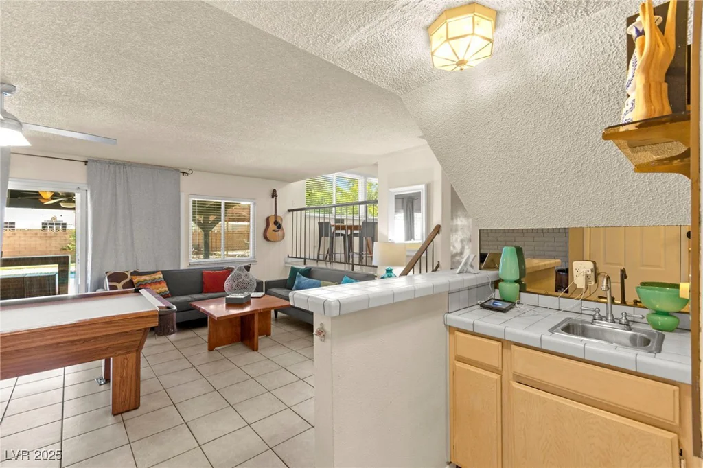 5361 Cabrito, Las Vegas, NV 89103