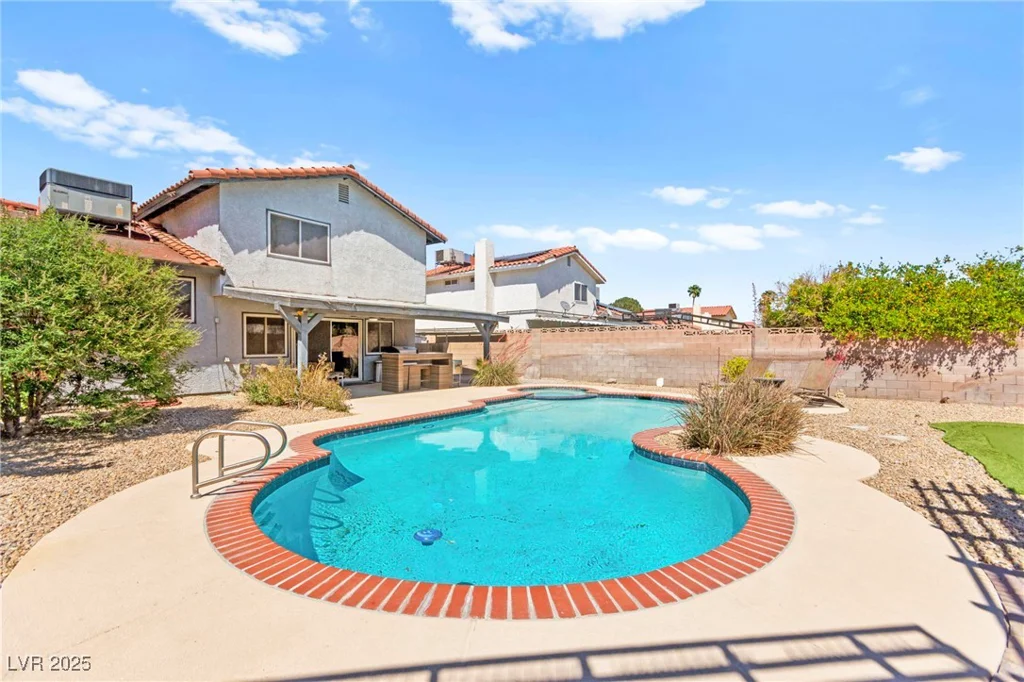5361 Cabrito, Las Vegas, NV 89103