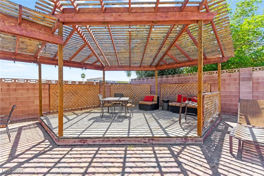 5361 Cabrito, Las Vegas, NV 89103