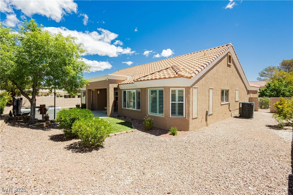 2705 Tumble Brook, Las Vegas, NV 89134