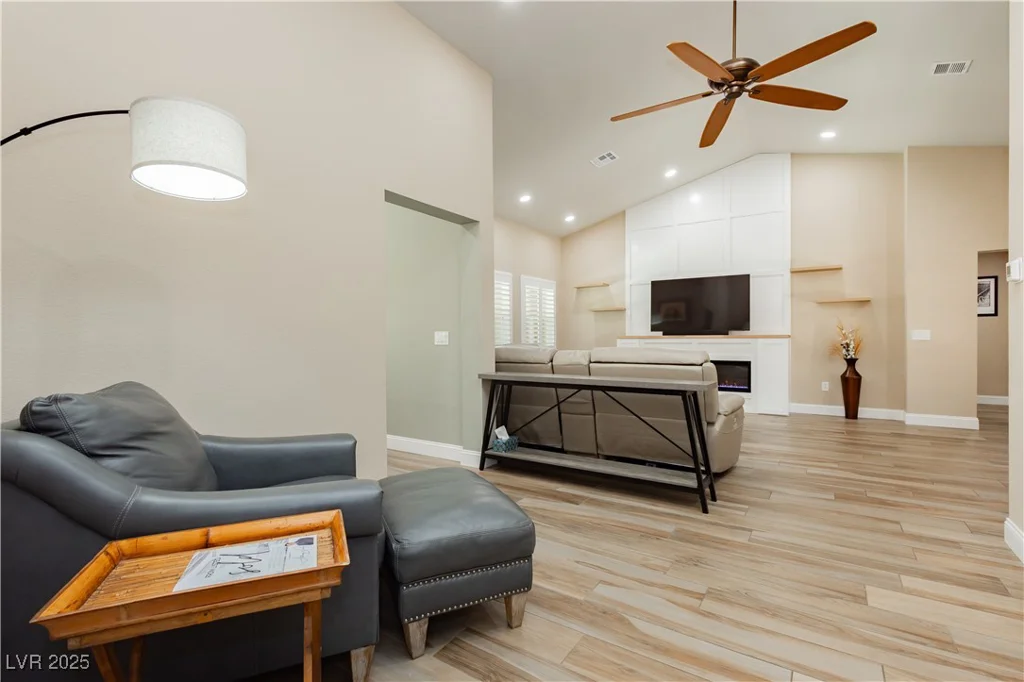 2705 Tumble Brook, Las Vegas, NV 89134