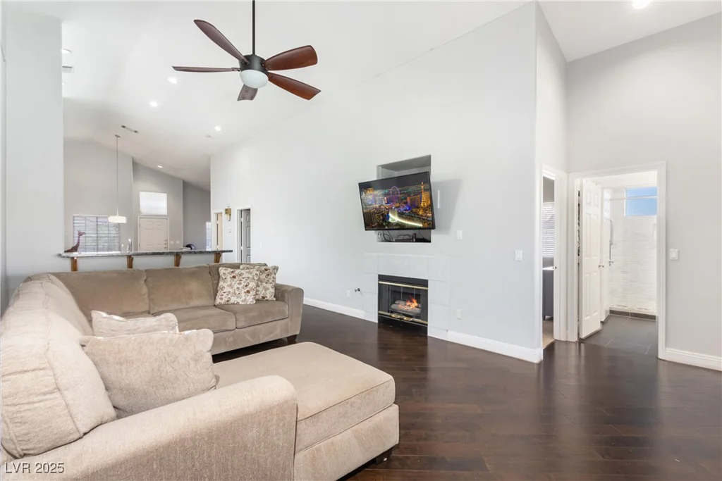 1084 Little House, Henderson, NV 89011