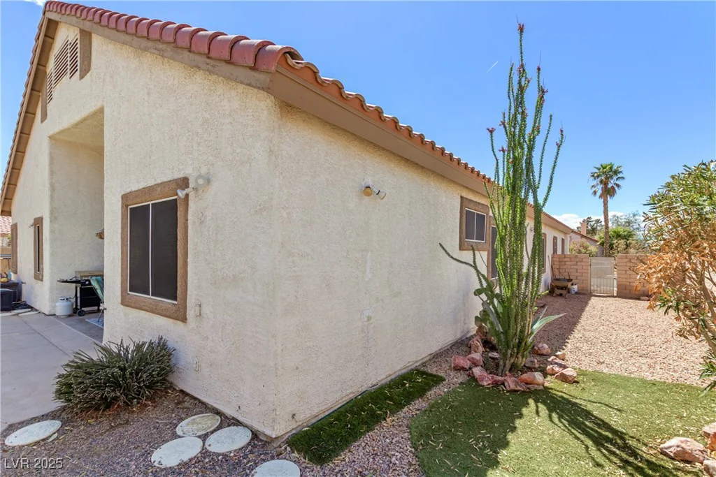 1084 Little House, Henderson, NV 89011
