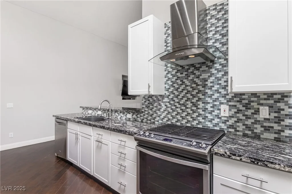 1084 Little House, Henderson, NV 89011