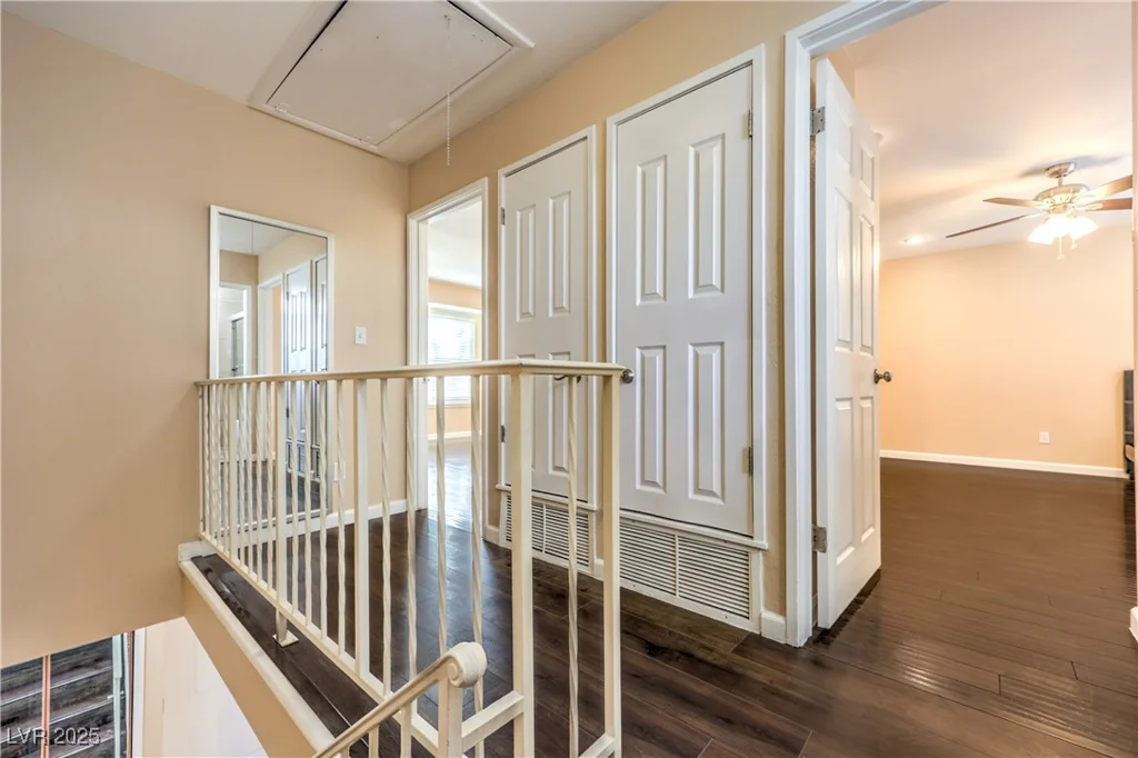 1030 Tam O Shanter, Las Vegas, NV 89109