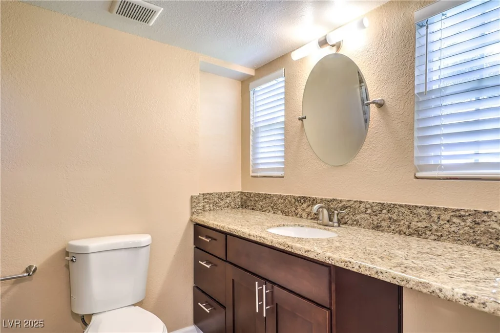 1030 Tam O Shanter, Las Vegas, NV 89109