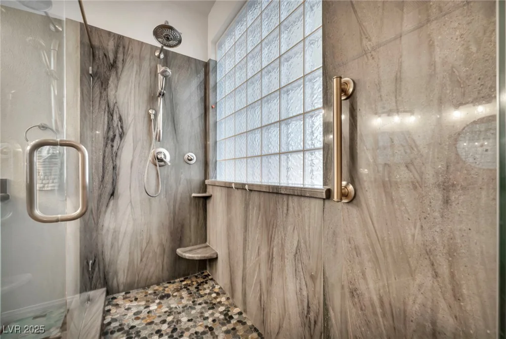 10213 Treasure Mountain, Las Vegas, NV 89129