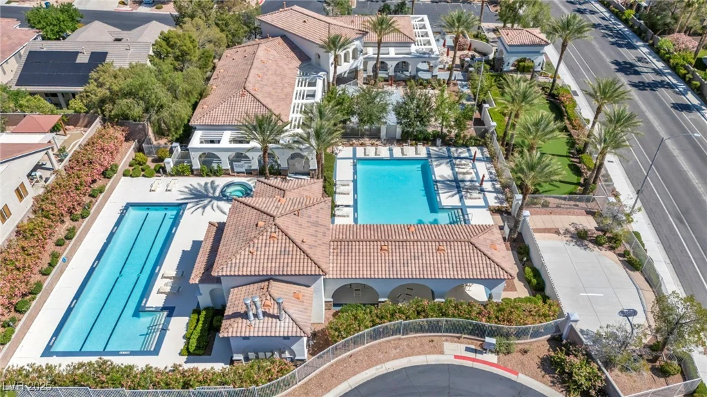 10213 Treasure Mountain, Las Vegas, NV 89129