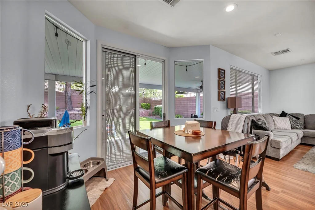 10213 Treasure Mountain, Las Vegas, NV 89129