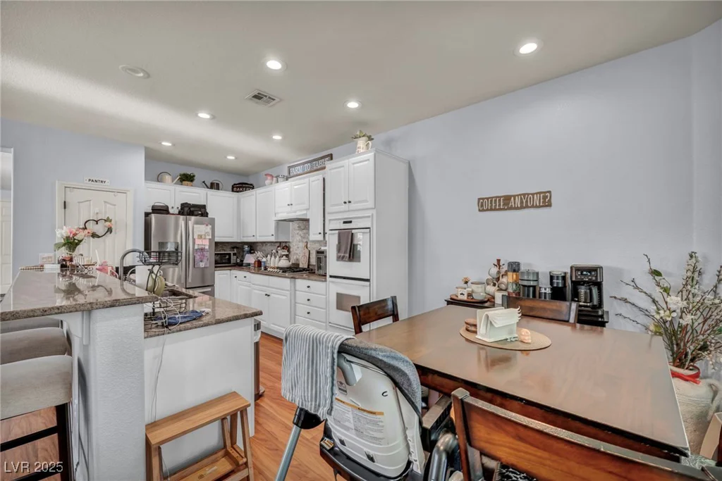 10213 Treasure Mountain, Las Vegas, NV 89129