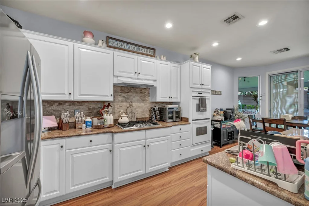 10213 Treasure Mountain, Las Vegas, NV 89129