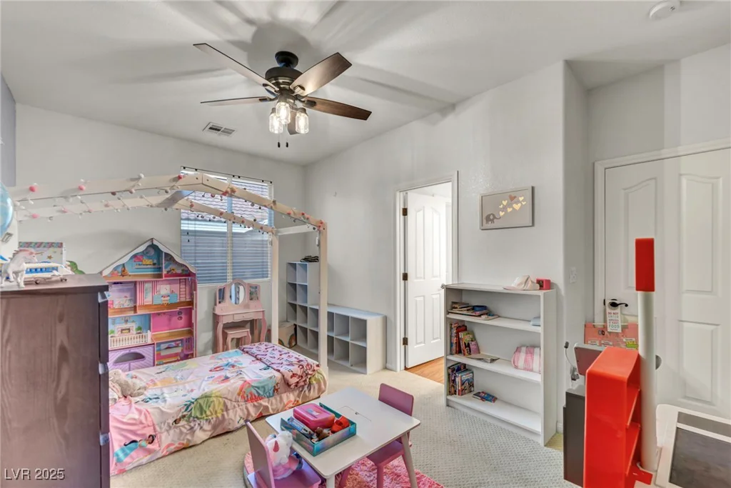 10213 Treasure Mountain, Las Vegas, NV 89129