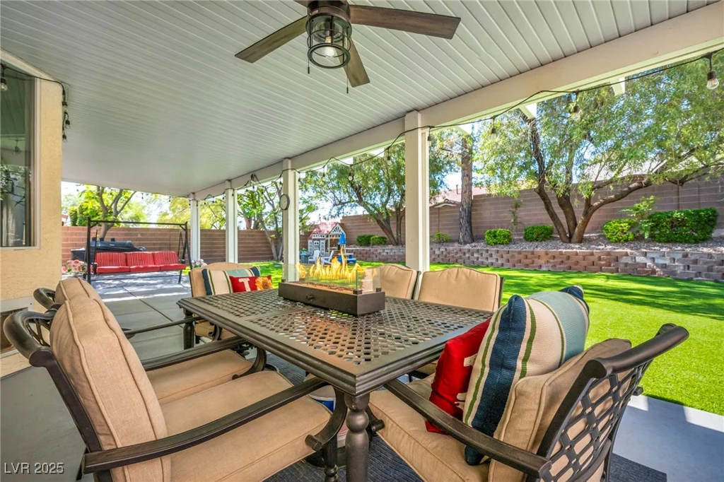 10213 Treasure Mountain, Las Vegas, NV 89129