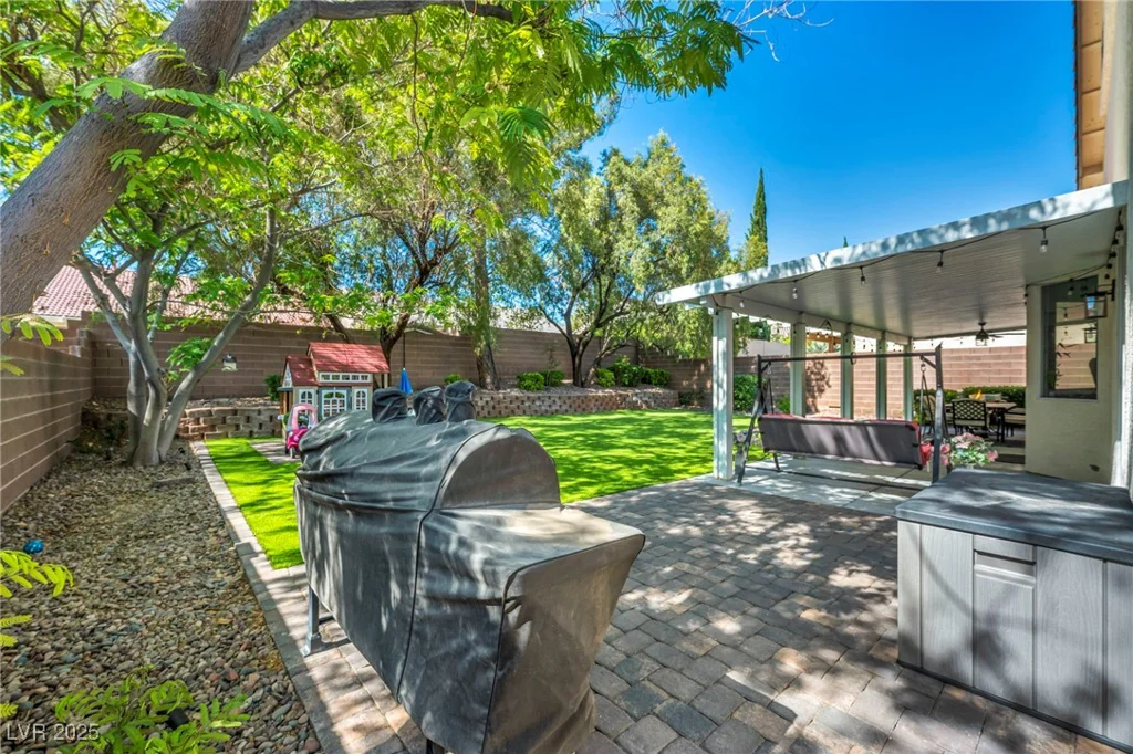 10213 Treasure Mountain, Las Vegas, NV 89129