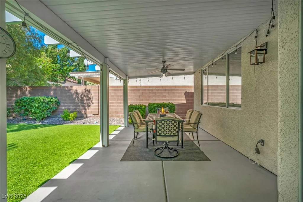 10213 Treasure Mountain, Las Vegas, NV 89129