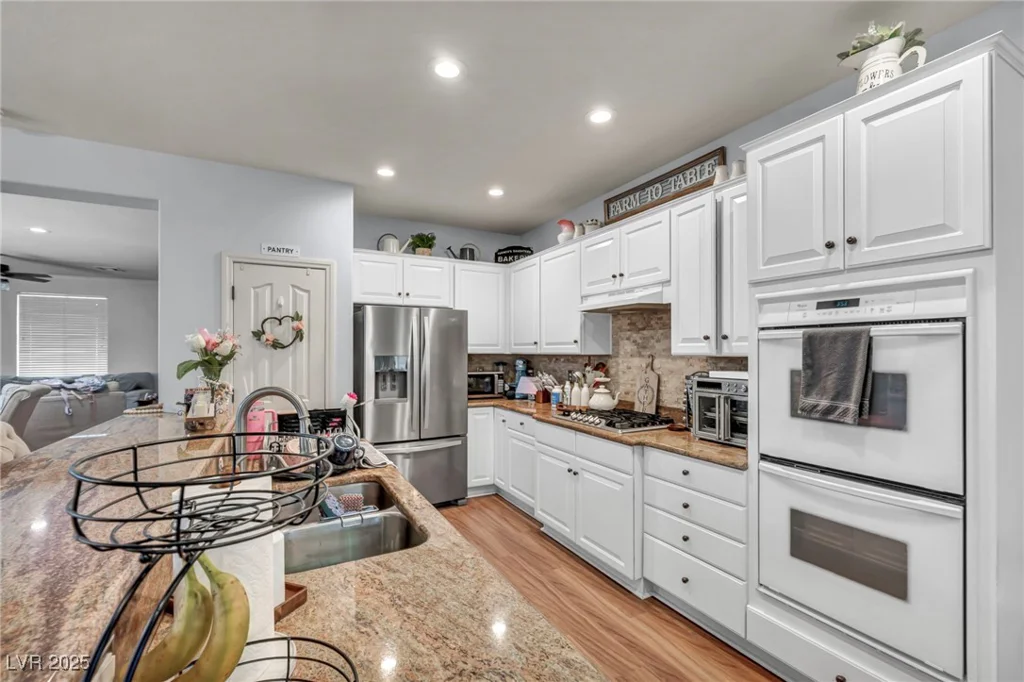 10213 Treasure Mountain, Las Vegas, NV 89129