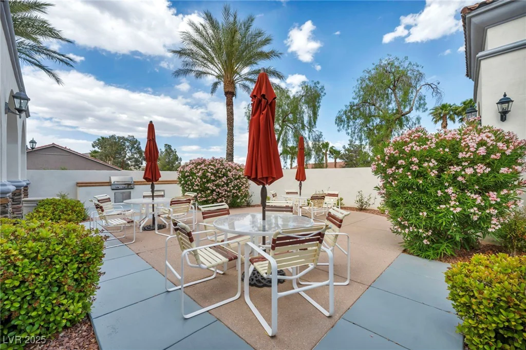 10213 Treasure Mountain, Las Vegas, NV 89129