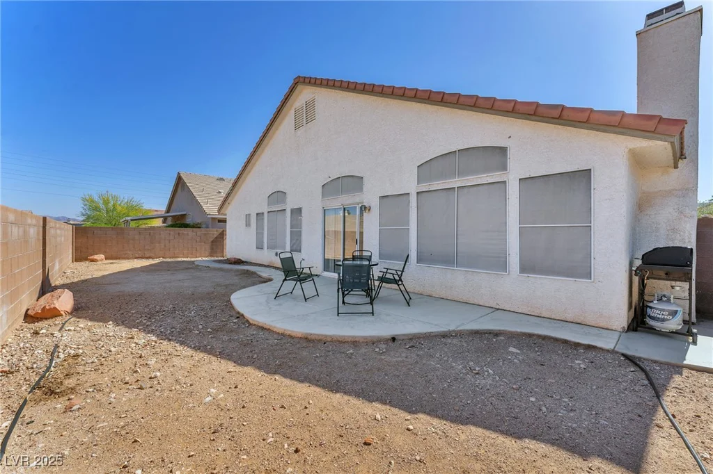 2753 Trickling Brook, Las Vegas, NV 89156