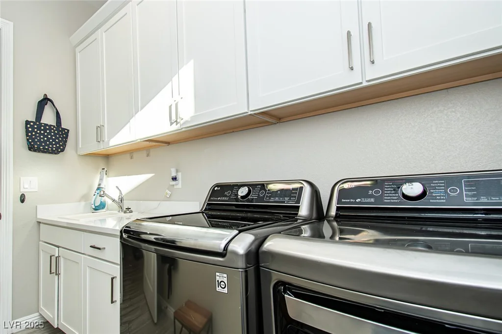 9858 Gemstone Sunset, Las Vegas, NV 89148