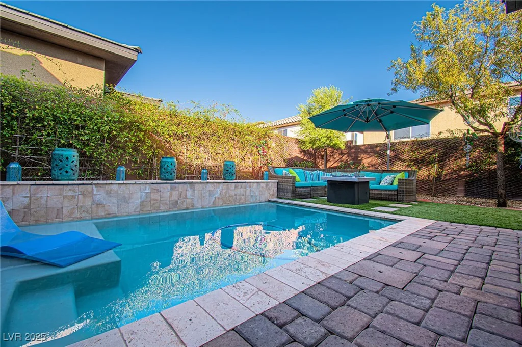9858 Gemstone Sunset, Las Vegas, NV 89148