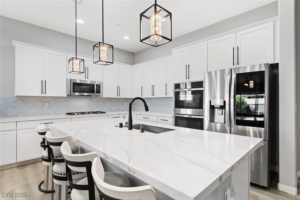 10968 Tracy Stevens, Las Vegas, NV 89166