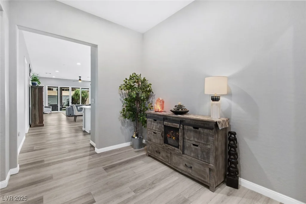 10968 Tracy Stevens, Las Vegas, NV 89166