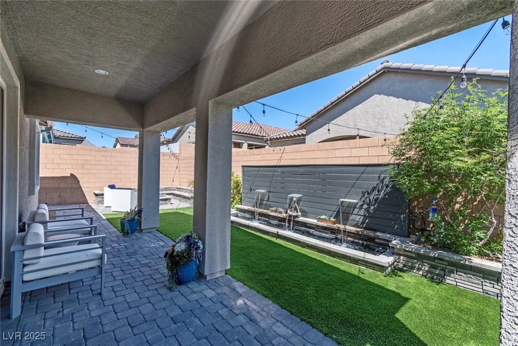 10968 Tracy Stevens, Las Vegas, NV 89166