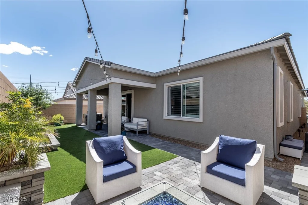 10968 Tracy Stevens, Las Vegas, NV 89166