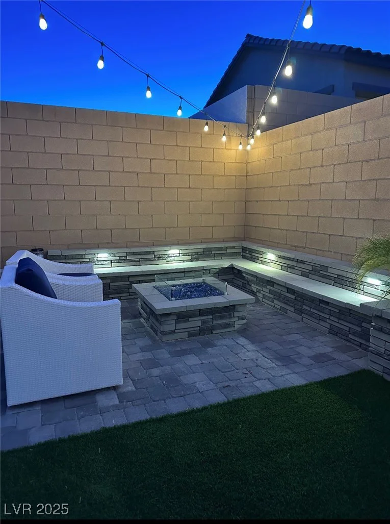 10968 Tracy Stevens, Las Vegas, NV 89166