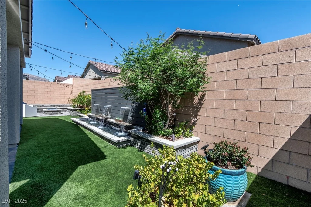 10968 Tracy Stevens, Las Vegas, NV 89166
