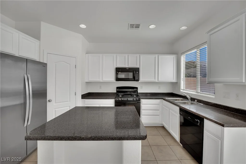 6525 Bismark Hills, North Las Vegas, NV 89084