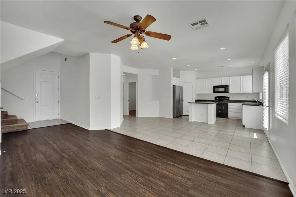 6525 Bismark Hills, North Las Vegas, NV 89084