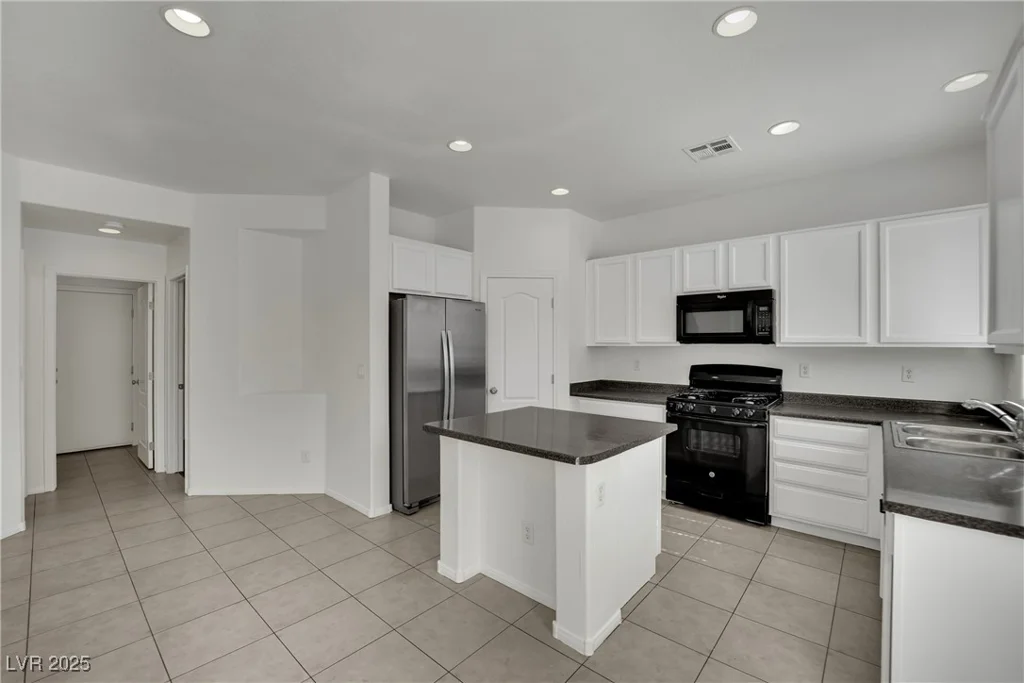 6525 Bismark Hills, North Las Vegas, NV 89084
