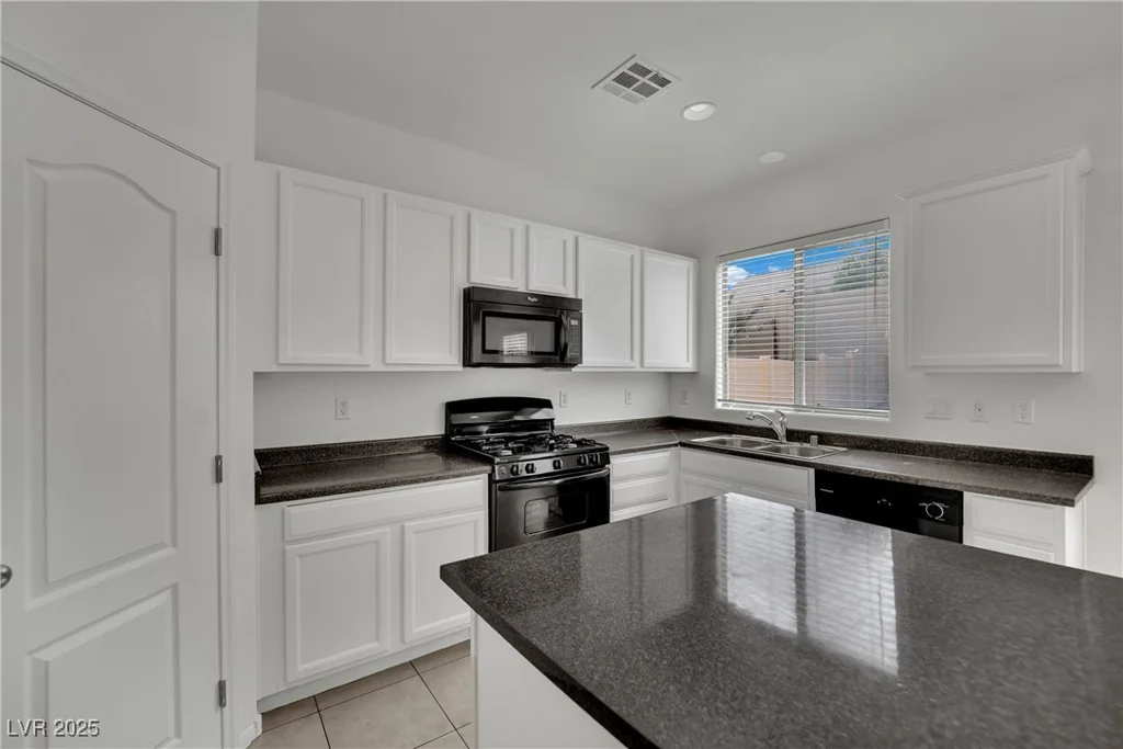6525 Bismark Hills, North Las Vegas, NV 89084