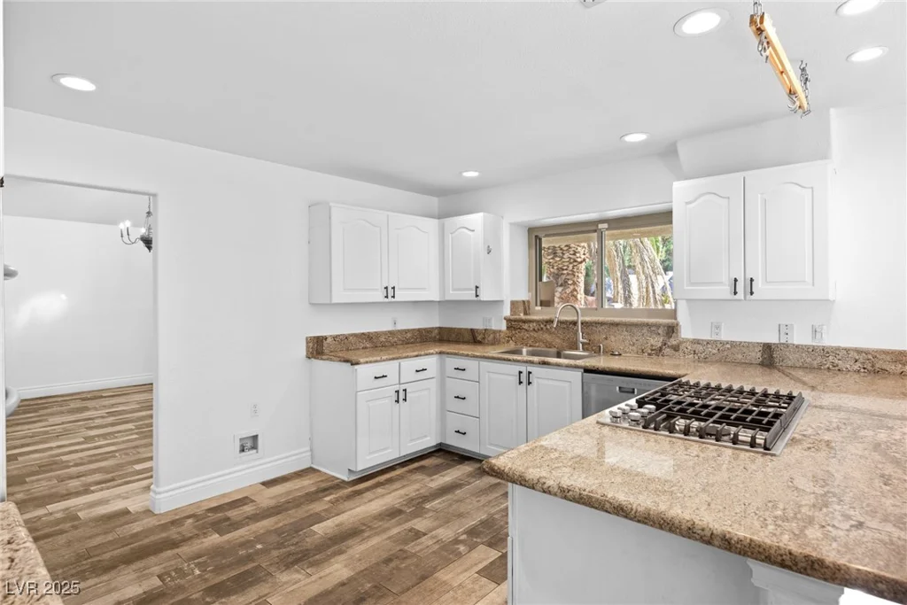 356 Clark, Henderson, NV 89074