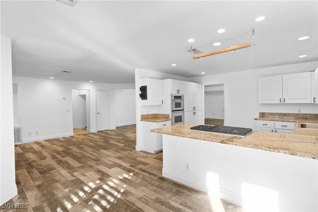 356 Clark, Henderson, NV 89074