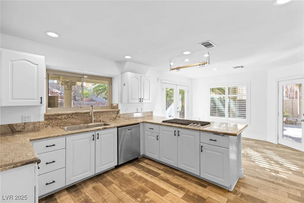 356 Clark, Henderson, NV 89074
